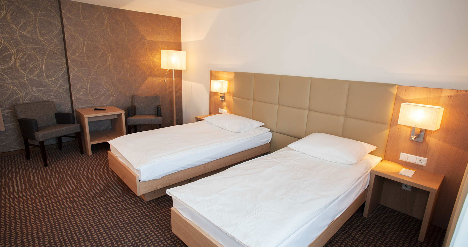 Zwei Einzelbetten im seperaten Raum