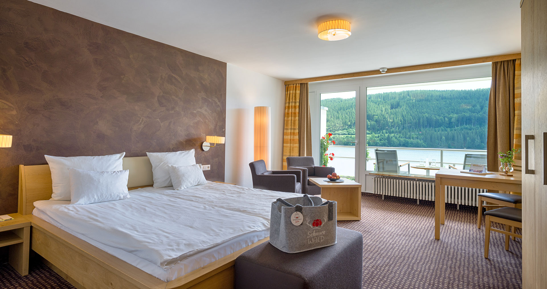 Blick auf die Außenterasse